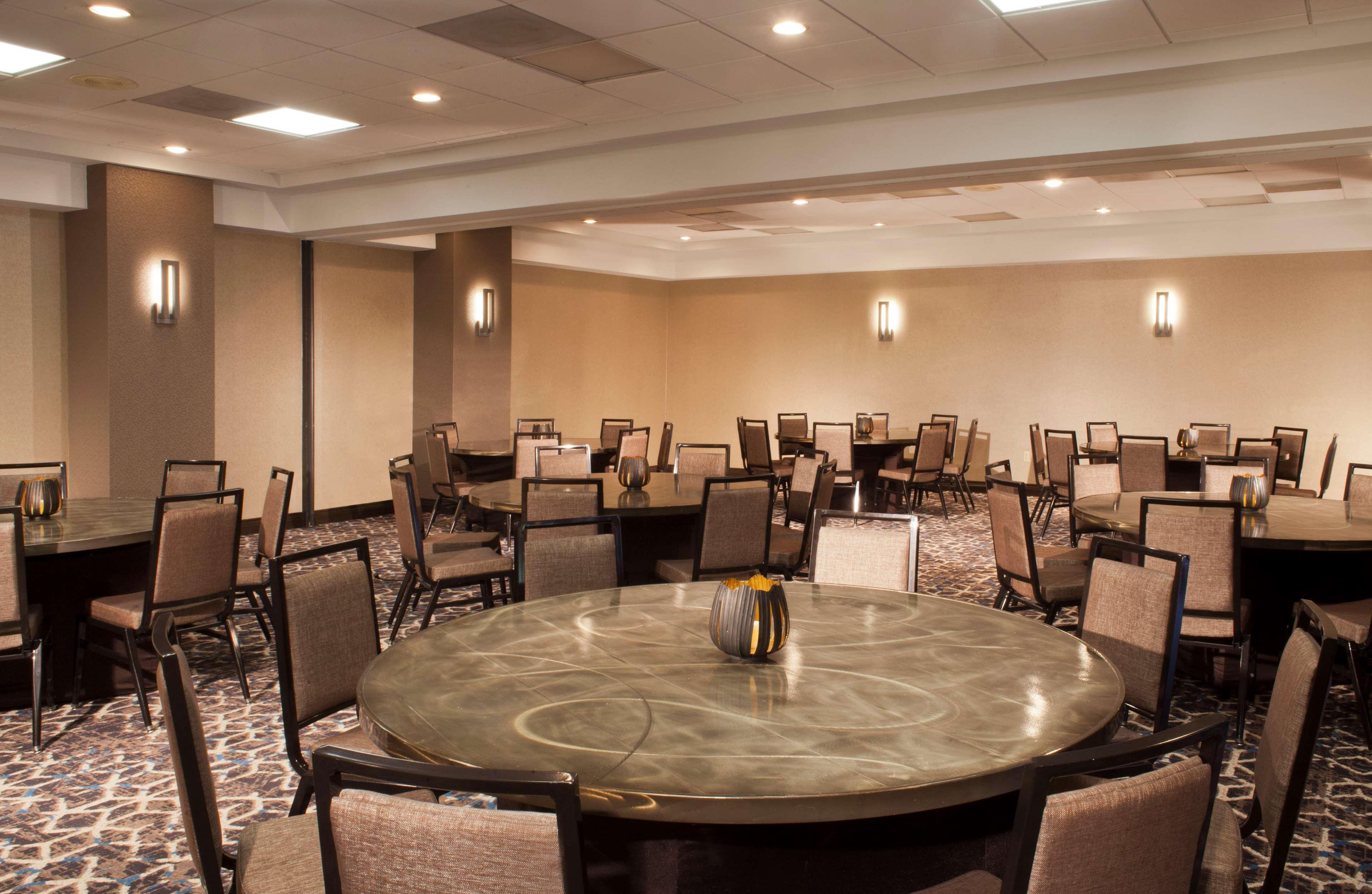 Embassy By Hilton Dulles Airport Hotel